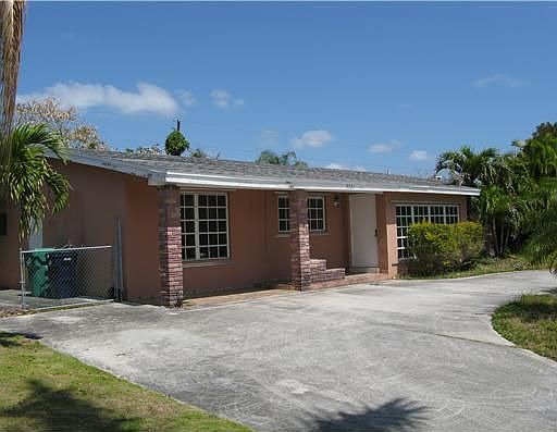 3rd image of 9721 Caribbean Blvd