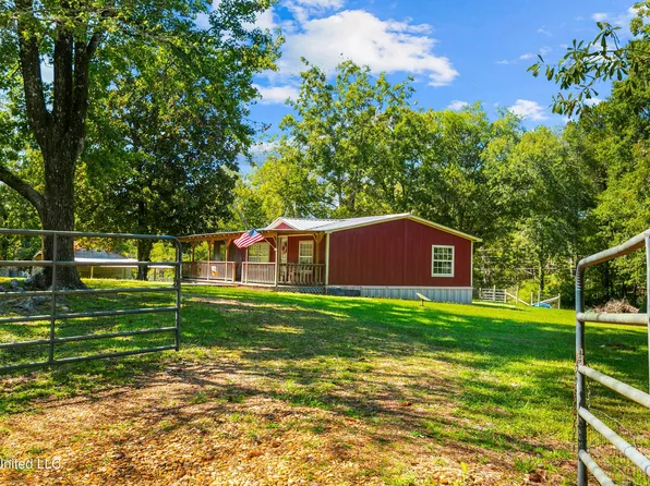 8079 Harmony Rd, Crystal Springs, MS 39059