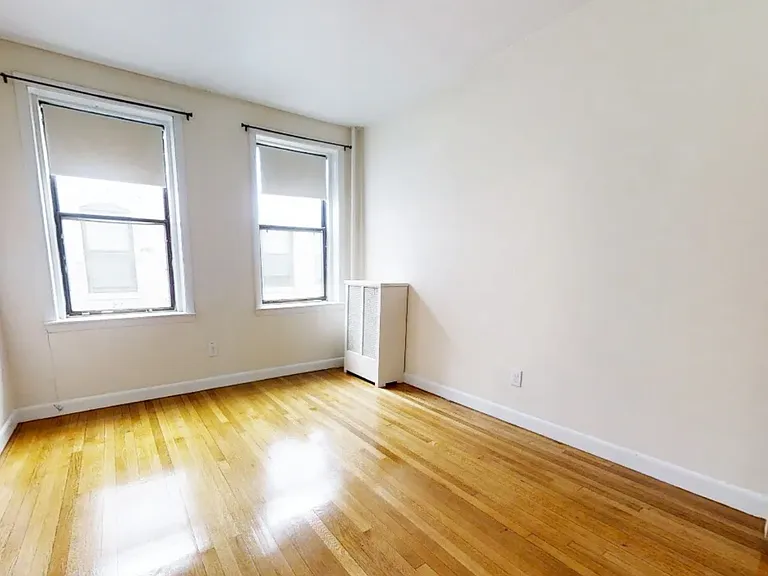 1128 Commonwealth Ave #3 — Photo 8