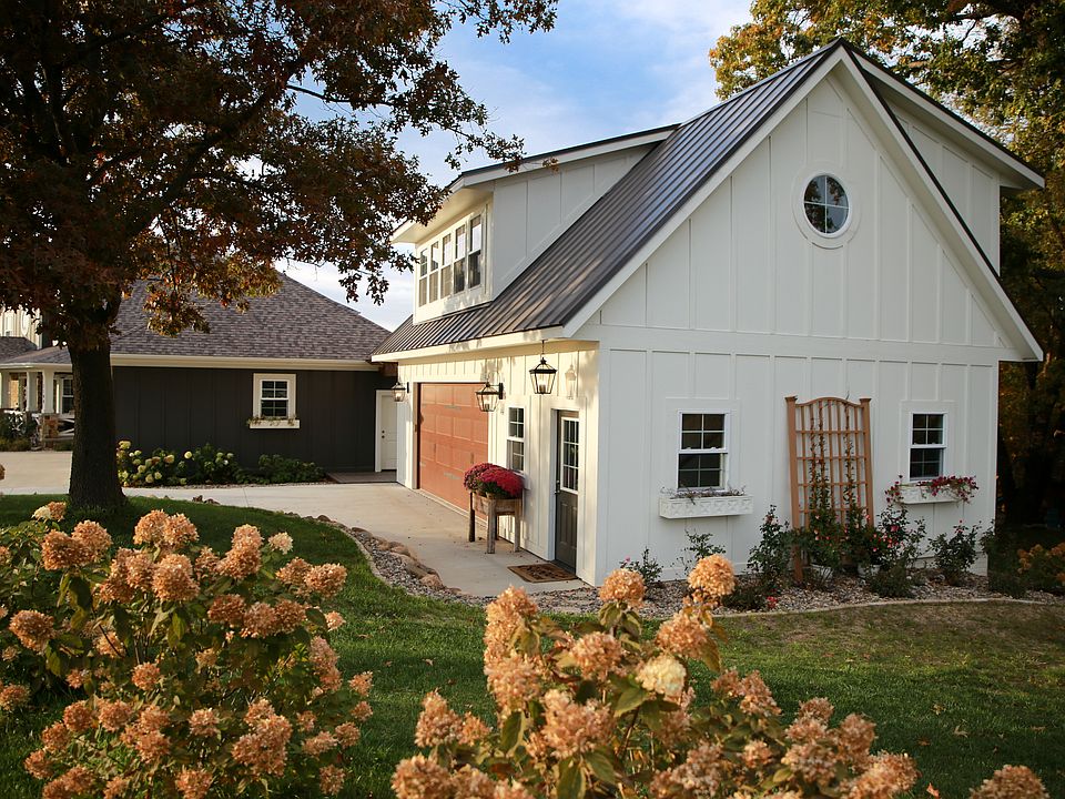 2700 Bos Landen Dr, Pella, IA 50219 Zillow