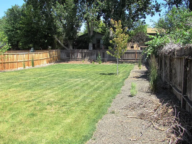 3946 S Morningwind Ave — Photo 7