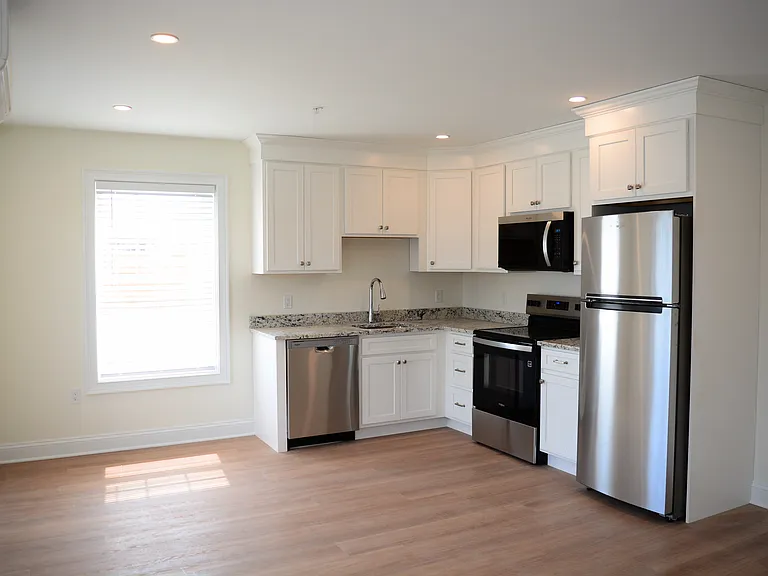 3589 Main St #2A — Photo 2
