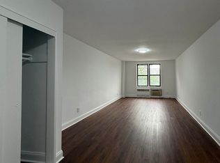 14943 35th Ave, Flushing, NY 11354