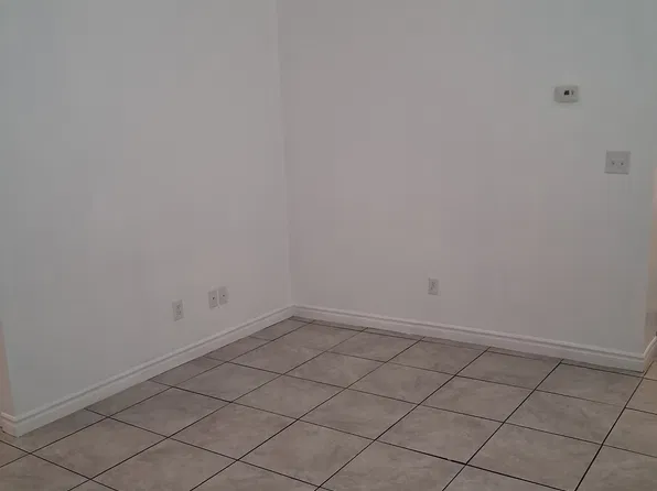 2616 E Mesquite Ave APT 3, Las Vegas, NV 89101