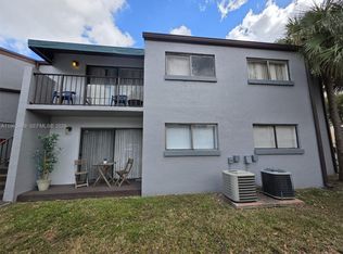 Magnolia Lane Condo, Miami, FL 33193