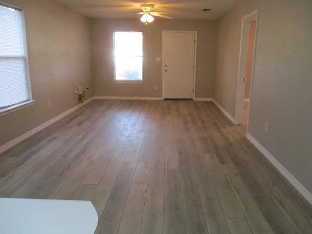 7720 Lola Cir — Photo 2