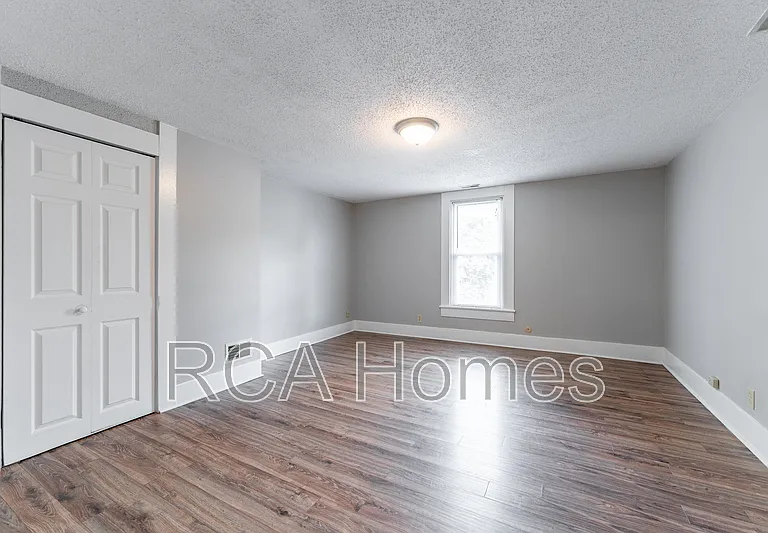 1603 Woodlawn Ave #B — Photo 6