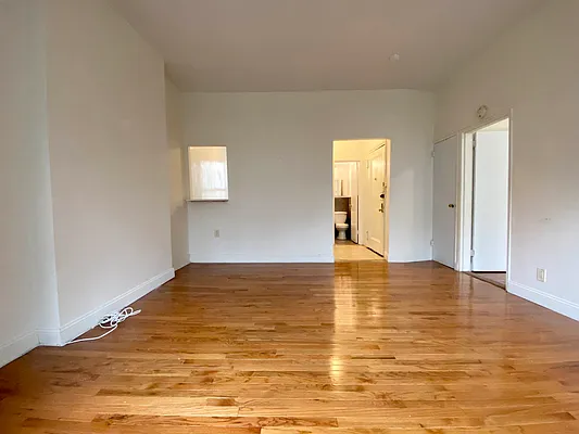 Rented by Manhattan Spaces | media 22