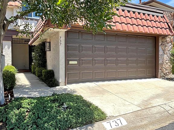 3rd image of 737 Starlight Heights Dr