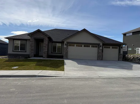 341 Ascend Ave, Richland, WA 99352