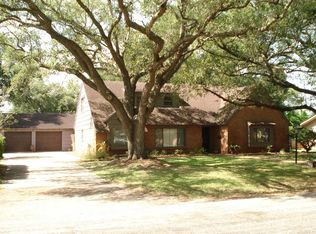 2517 Marguerite St, Bay City, TX 77414