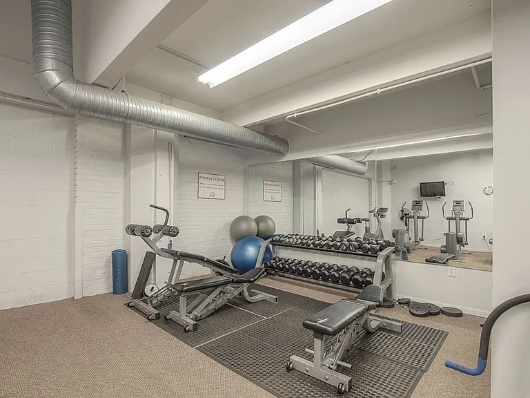 2107 Grand Ave #408 — Photo 23