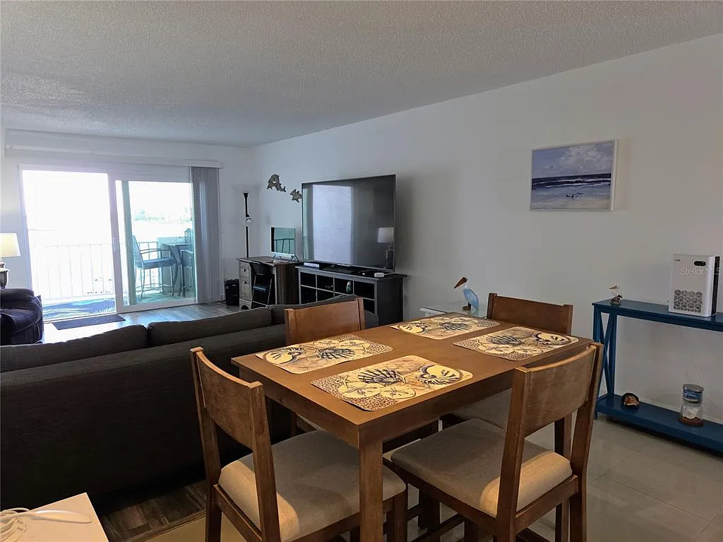 1 bed, 1.0 bath, 860 sqft, $2,600 — Photo 4