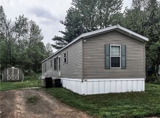 107 Pine Leaf Dr, Erie, PA 16510