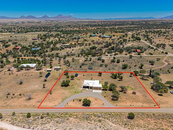 2nd image of 195 Papago Springs Rd