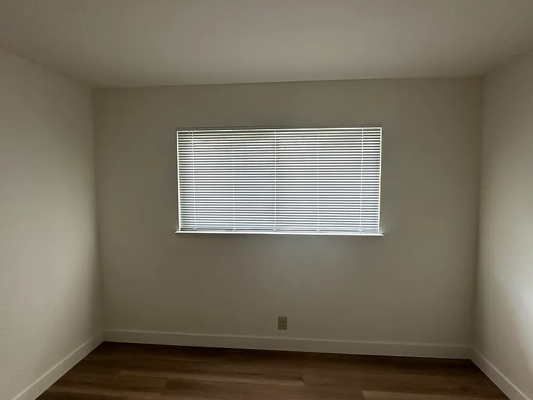 3237 Courtland Ave #A — Photo 19