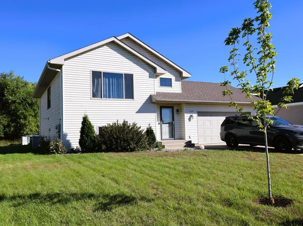 1733 Maple Leaf Ln, Litchfield, MN 55355