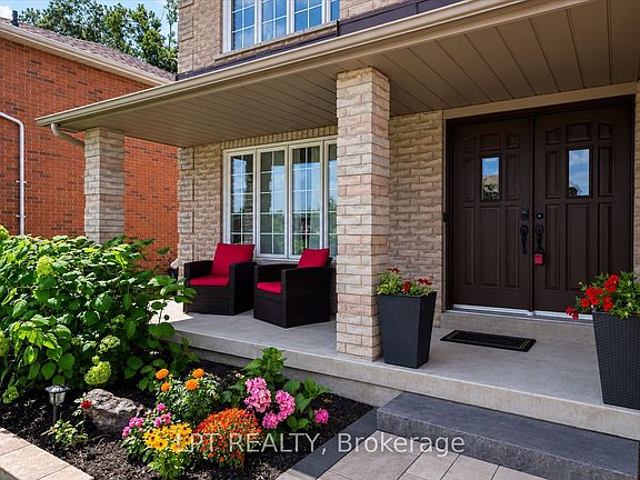 3rd image of 47 Northview Cres