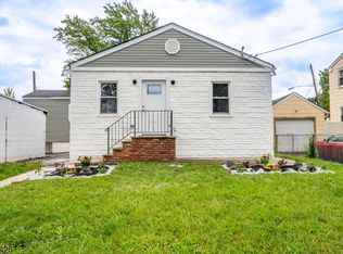 428 3rd Ave, Linden, NJ 07036