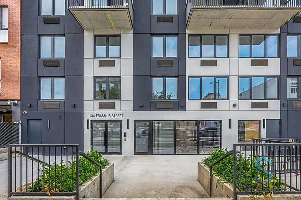 Rented by Skyhigh Realty NYC LLC | media 14