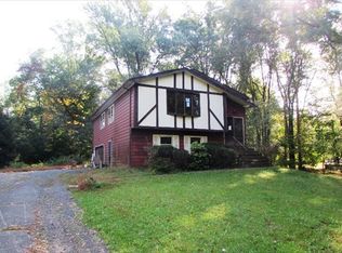 40 De Hart St, Lincoln Park, NJ 07035