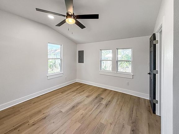 5th image of 605 N Alleghany St