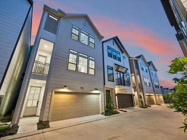 752 Curtin St, Houston, TX 77018