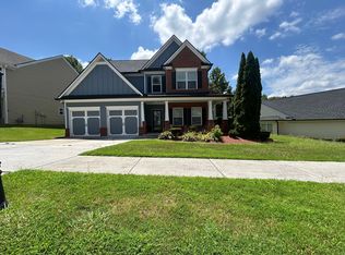 2405 Village Green Dr, Fairburn, GA 30213