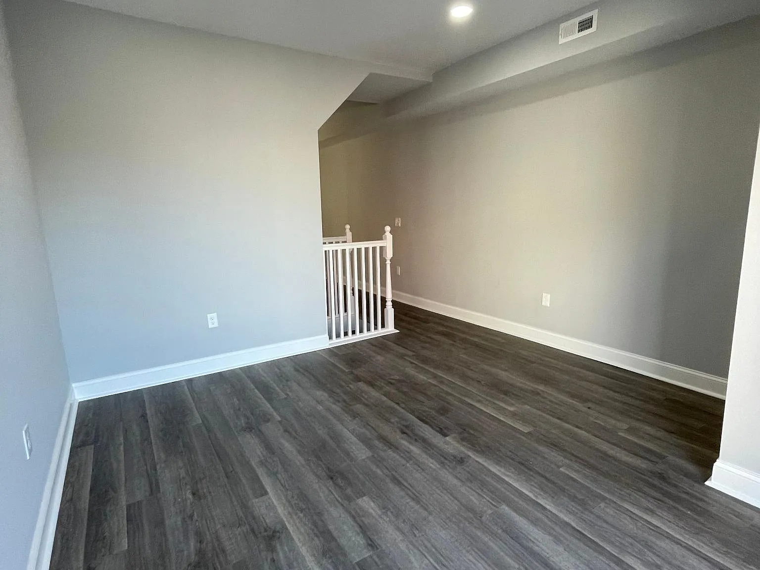 1417 E Lafayette Ave — Photo 4
