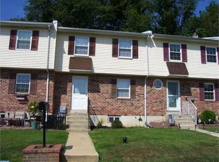 54 Colonial Cir, Aston, PA 19014