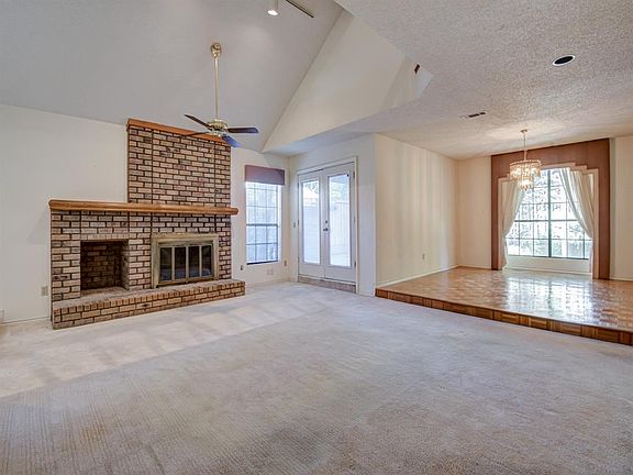 4th image of 2525 Lake Bend Ter