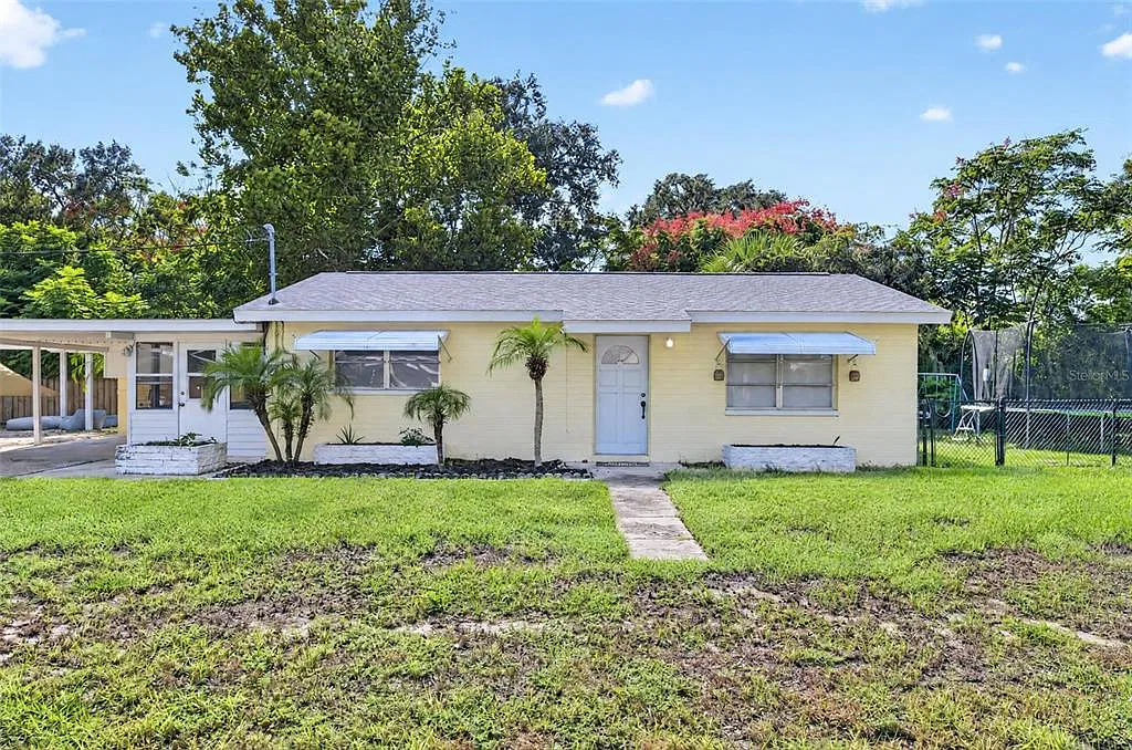 2 bed, 2.0 bath, 944 sqft, $2,150 — Photo 1
