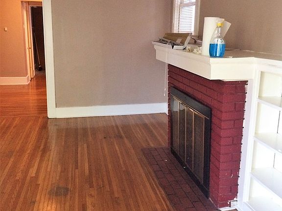 4th image of 511 W St Catherine St APT 3