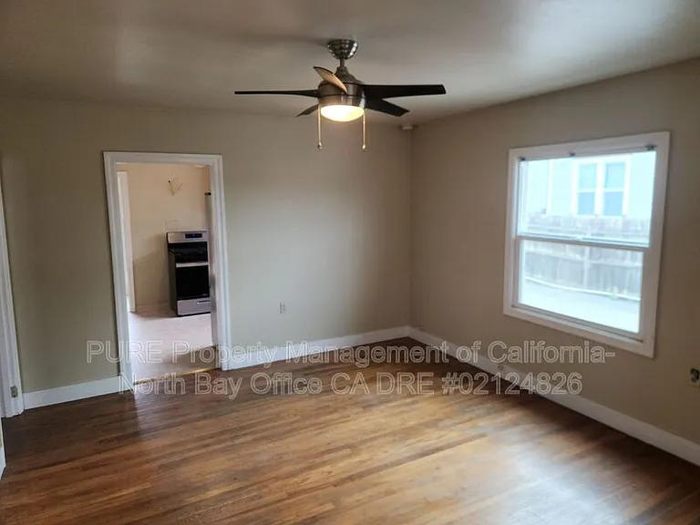 137 Wilson St — Photo 4