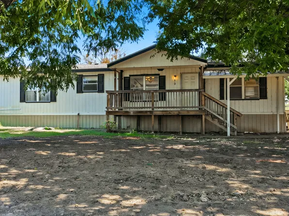 219 Quail Run, Azle, TX 76020
