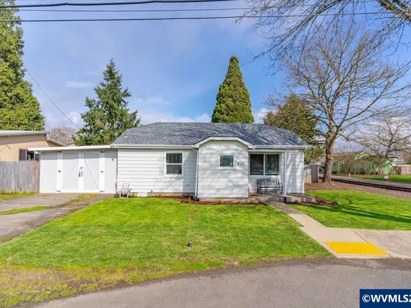 212 Picture St, Independence, OR 97351