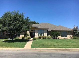 100 Marion St, Meadowlakes, TX 78654
