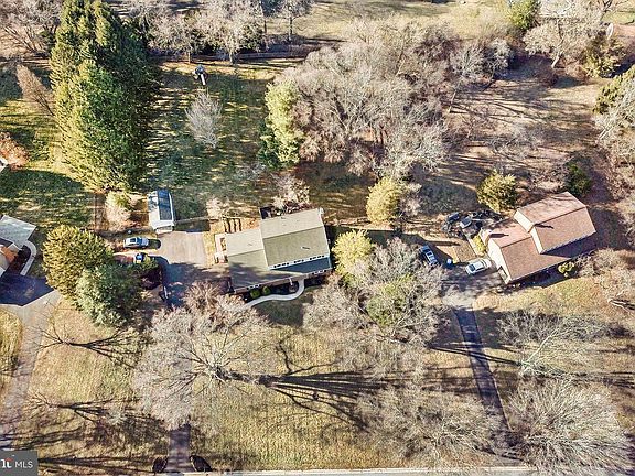 2nd image of 91 Saint Johns Dr