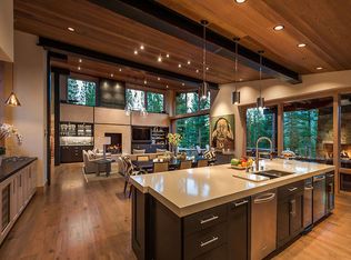 10835 Holmgrove Ct, Truckee, CA 96161