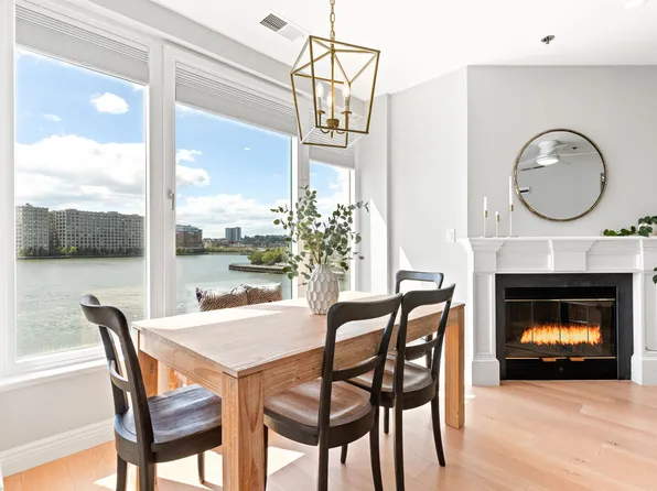 600 Harbor Boulevard image 3 of 21