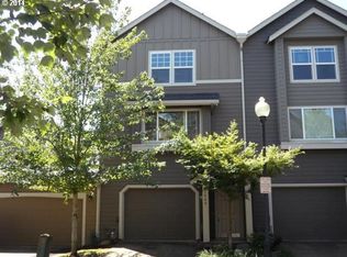 21440 NE Willow Glen Rd, Fairview, OR 97024