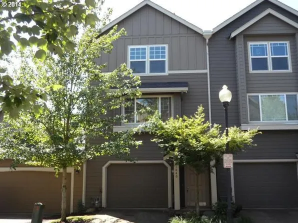 21440 NE Willow Glen Rd, Fairview, OR 97024