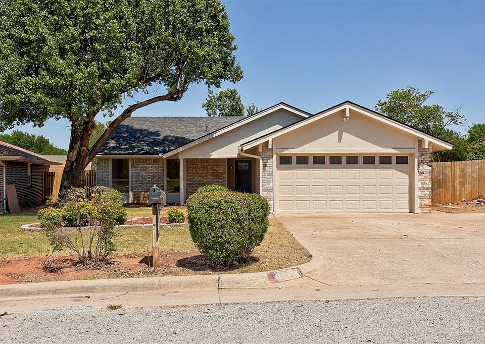 1st image of 8816 Aaron Dr