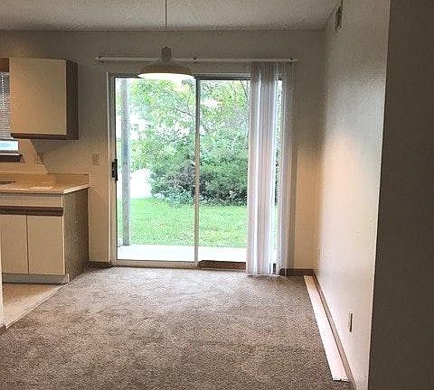 3rd image of 4000 Hyde Park Ave APT 89