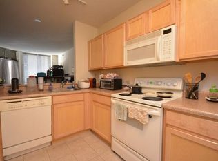 222 N Columbus Dr APT 405, Chicago, IL 60601