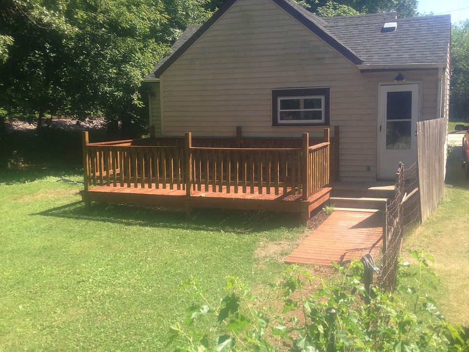 2nd image of 902 83rd St