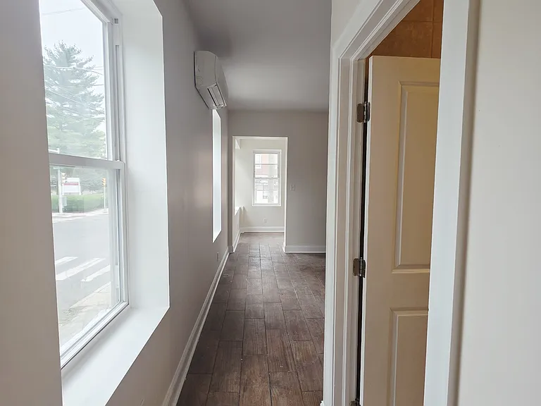5252 Spruce St #1 — Photo 7