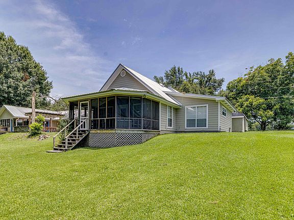 2nd image of 210 Botany Bay Rd