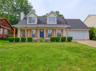 3005 E Setter St, Fayetteville, AR 72701