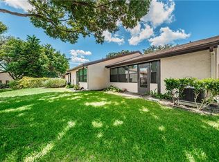 2701 Oak Cir #2701, Tarpon Springs, FL 34689